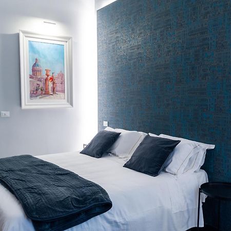 Catarina Suites - Centro Storico 卡塔尼亚 客房 照片